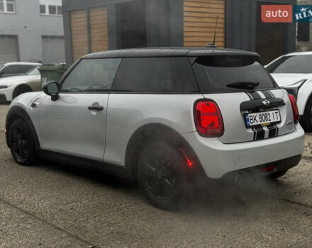 Сірий Міні Cooper, об'ємом двигуна 1.5 л та пробігом 107 тис. км за 12900 $, фото 1 на Automoto.ua