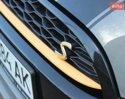Сірий Міні Cooper, об'ємом двигуна 2 л та пробігом 130 тис. км за 16999 $, фото 15 на Automoto.ua