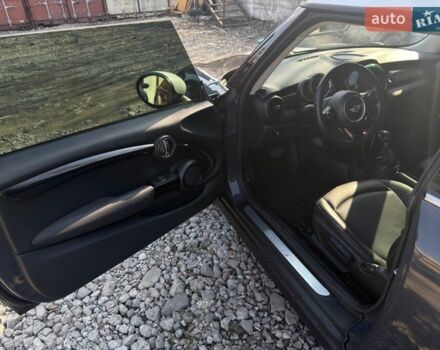 Сірий Міні Cooper, об'ємом двигуна 2 л та пробігом 140 тис. км за 13000 $, фото 9 на Automoto.ua