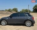 Сірий Міні Cooper, об'ємом двигуна 2 л та пробігом 64 тис. км за 18000 $, фото 2 на Automoto.ua