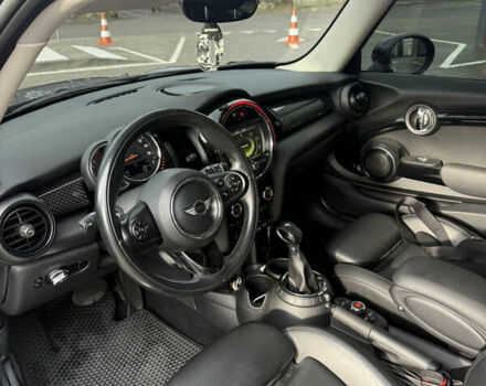 Серый Мини Купер, объемом двигателя 2 л и пробегом 117 тыс. км за 14500 $, фото 19 на Automoto.ua