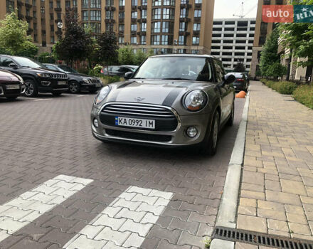 Серый Мини Купер, объемом двигателя 1.5 л и пробегом 68 тыс. км за 12000 $, фото 14 на Automoto.ua