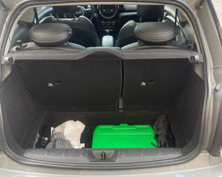 Серый Мини Купер, объемом двигателя 1.5 л и пробегом 118 тыс. км за 10500 $, фото 9 на Automoto.ua