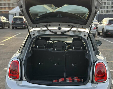 Сірий Міні Cooper, об'ємом двигуна 1.5 л та пробігом 136 тис. км за 13500 $, фото 11 на Automoto.ua
