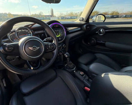 Серый Мини Купер, объемом двигателя 2 л и пробегом 58 тыс. км за 15999 $, фото 9 на Automoto.ua