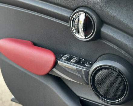 Сірий Міні Cooper, об'ємом двигуна 1.5 л та пробігом 136 тис. км за 13500 $, фото 20 на Automoto.ua