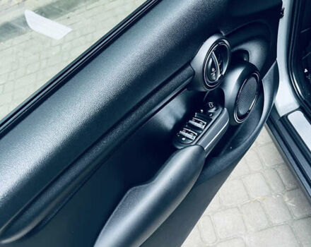 Сірий Міні Cooper, об'ємом двигуна 1.5 л та пробігом 170 тис. км за 14200 $, фото 11 на Automoto.ua