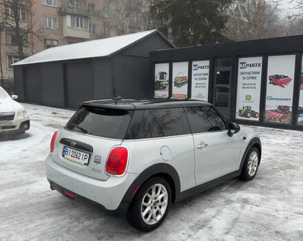 Сірий Міні Cooper, об'ємом двигуна 1.5 л та пробігом 143 тис. км за 11800 $, фото 3 на Automoto.ua