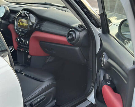 Сірий Міні Cooper, об'ємом двигуна 1.5 л та пробігом 136 тис. км за 13500 $, фото 25 на Automoto.ua