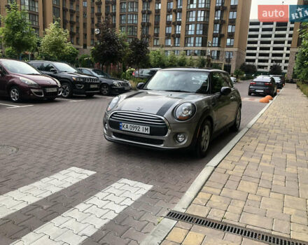 Серый Мини Купер, объемом двигателя 1.5 л и пробегом 68 тыс. км за 12000 $, фото 15 на Automoto.ua