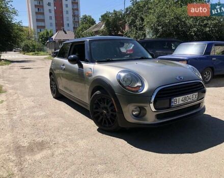 Серый Мини Купер, объемом двигателя 1.5 л и пробегом 81 тыс. км за 12800 $, фото 2 на Automoto.ua