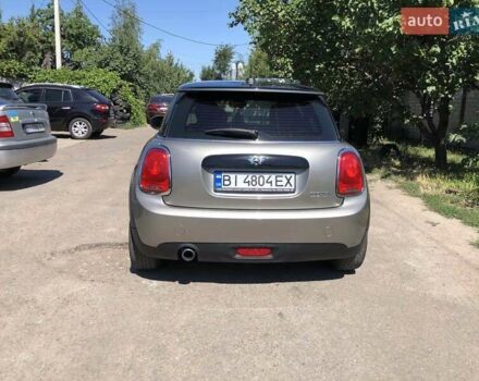 Серый Мини Купер, объемом двигателя 1.5 л и пробегом 81 тыс. км за 12800 $, фото 3 на Automoto.ua