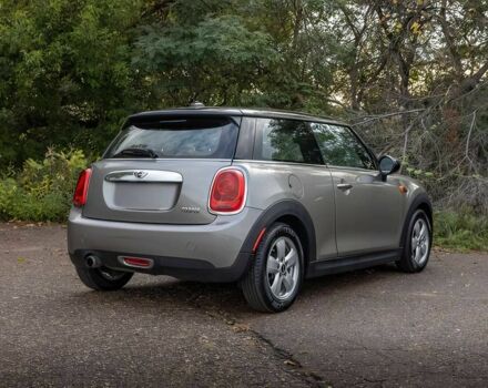 Сірий Міні Cooper, об'ємом двигуна 1.5 л та пробігом 50 тис. км за 11500 $, фото 3 на Automoto.ua