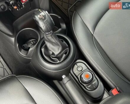 Міні Cooper 2017 у Києві на Automoto.ua Сірий Міні Cooper, об'ємом двигуна 1.5 л та пробігом 102 тис. км за 13650 $, фото 19 на Automoto.ua