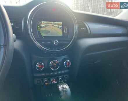 Сірий Міні Cooper, об'ємом двигуна 1.5 л та пробігом 104 тис. км за 12790 $, фото 11 на Automoto.ua
