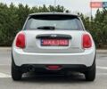 Сірий Міні Cooper, об'ємом двигуна 1.5 л та пробігом 207 тис. км за 11999 $, фото 10 на Automoto.ua