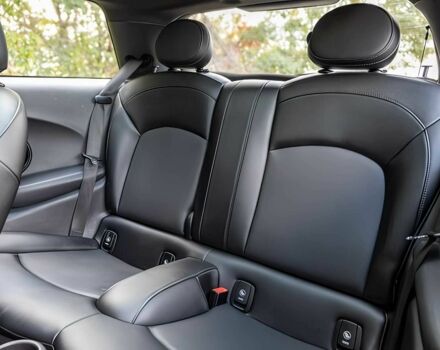 Сірий Міні Cooper, об'ємом двигуна 1.5 л та пробігом 50 тис. км за 11500 $, фото 11 на Automoto.ua