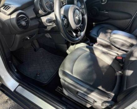 Сірий Міні Cooper, об'ємом двигуна 1.5 л та пробігом 110 тис. км за 4500 $, фото 6 на Automoto.ua
