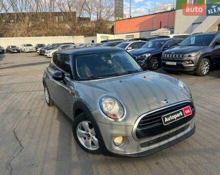 Сірий Міні Cooper, об'ємом двигуна 1.5 л та пробігом 104 тис. км за 12790 $, фото 2 на Automoto.ua
