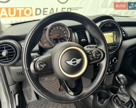 Міні Cooper 2017 у Києві на Automoto.ua Сірий Міні Cooper, об'ємом двигуна 1.5 л та пробігом 102 тис. км за 13650 $, фото 16 на Automoto.ua