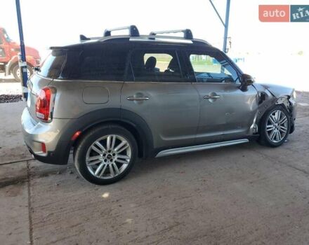 Серый Мини Купер, объемом двигателя 2 л и пробегом 129 тыс. км за 9000 $, фото 2 на Automoto.ua
