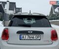 Сірий Міні Cooper, об'ємом двигуна 2 л та пробігом 73 тис. км за 14900 $, фото 7 на Automoto.ua