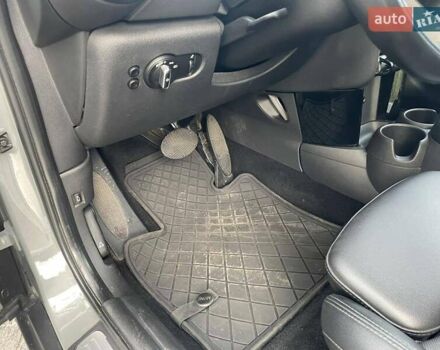 Сірий Міні Cooper, об'ємом двигуна 2 л та пробігом 61 тис. км за 23999 $, фото 23 на Automoto.ua