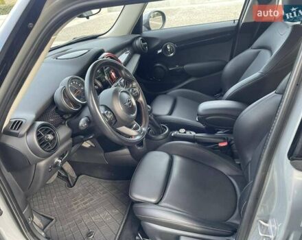 Сірий Міні Cooper, об'ємом двигуна 2 л та пробігом 61 тис. км за 23999 $, фото 11 на Automoto.ua