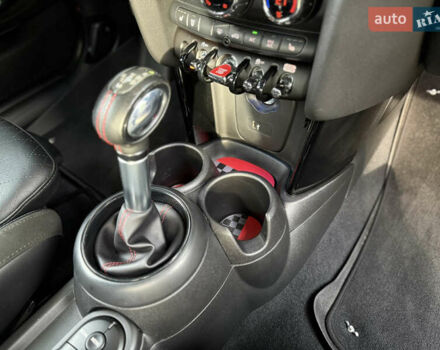 Сірий Міні Cooper, об'ємом двигуна 2 л та пробігом 84 тис. км за 18900 $, фото 15 на Automoto.ua