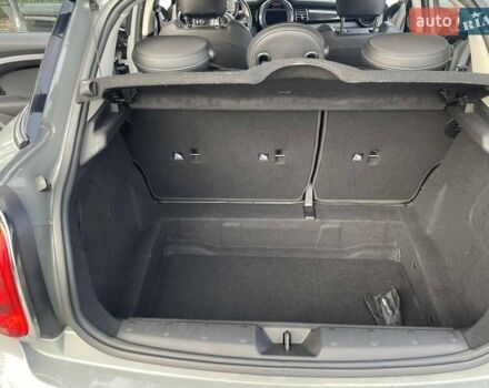 Сірий Міні Cooper, об'ємом двигуна 2 л та пробігом 61 тис. км за 23999 $, фото 22 на Automoto.ua