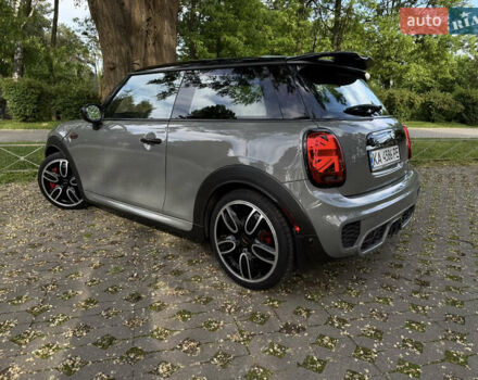 Сірий Міні Cooper, об'ємом двигуна 2 л та пробігом 84 тис. км за 18900 $, фото 4 на Automoto.ua
