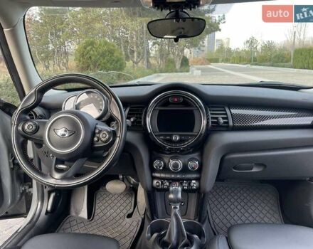 Сірий Міні Cooper, об'ємом двигуна 2 л та пробігом 61 тис. км за 23999 $, фото 14 на Automoto.ua