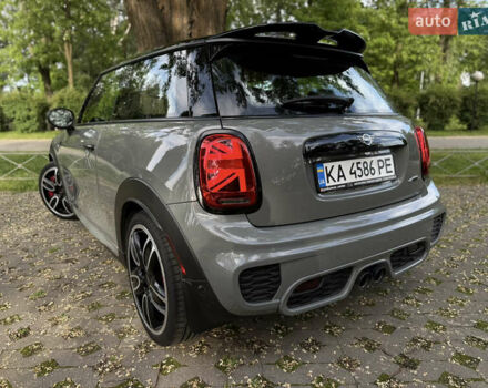 Сірий Міні Cooper, об'ємом двигуна 2 л та пробігом 84 тис. км за 18900 $, фото 5 на Automoto.ua