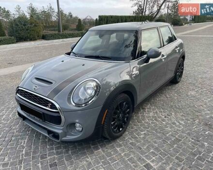 Сірий Міні Cooper, об'ємом двигуна 2 л та пробігом 61 тис. км за 23999 $, фото 7 на Automoto.ua