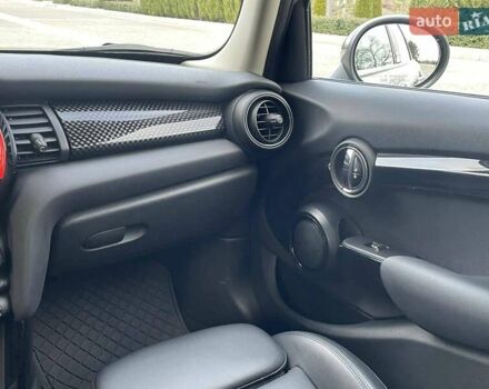 Сірий Міні Cooper, об'ємом двигуна 2 л та пробігом 61 тис. км за 23999 $, фото 26 на Automoto.ua