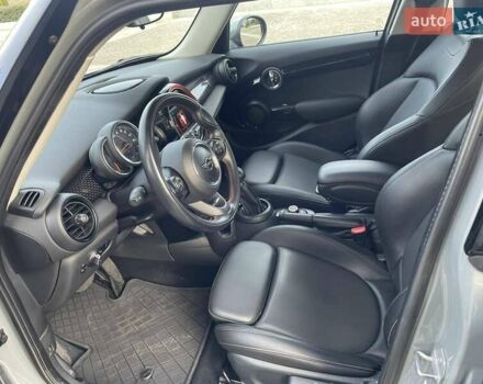 Сірий Міні Cooper, об'ємом двигуна 2 л та пробігом 61 тис. км за 23999 $, фото 12 на Automoto.ua