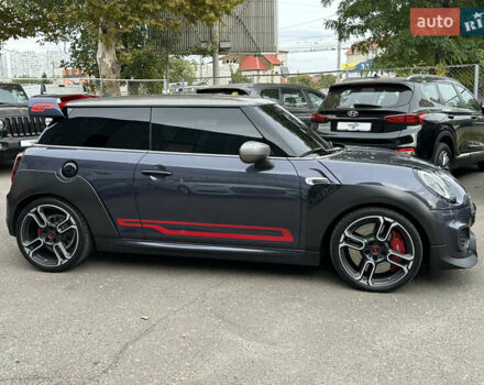 Сірий Міні Cooper, об'ємом двигуна 2 л та пробігом 28 тис. км за 44500 $, фото 4 на Automoto.ua