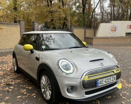 Міні Cooper 2020 у Новомосковске на Automoto.ua Сірий Міні Cooper, об'ємом двигуна 0 л та пробігом 37 тис. км за 16500 $, фото 4 на Automoto.ua