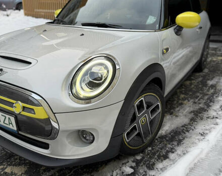 Серый Мини Купер, объемом двигателя 0 л и пробегом 85 тыс. км за 16500 $, фото 1 на Automoto.ua