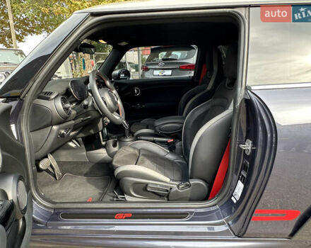 Сірий Міні Cooper, об'ємом двигуна 2 л та пробігом 28 тис. км за 44500 $, фото 21 на Automoto.ua