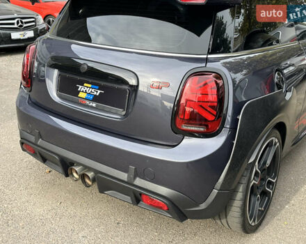 Сірий Міні Cooper, об'ємом двигуна 2 л та пробігом 28 тис. км за 44500 $, фото 17 на Automoto.ua