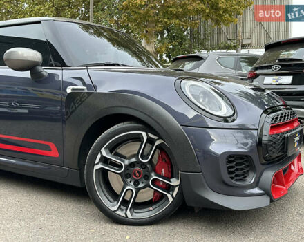 Сірий Міні Cooper, об'ємом двигуна 2 л та пробігом 28 тис. км за 44500 $, фото 3 на Automoto.ua