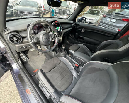 Сірий Міні Cooper, об'ємом двигуна 2 л та пробігом 28 тис. км за 44500 $, фото 20 на Automoto.ua