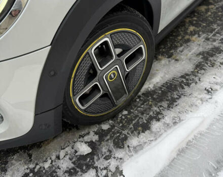 Серый Мини Купер, объемом двигателя 0 л и пробегом 85 тыс. км за 16500 $, фото 2 на Automoto.ua