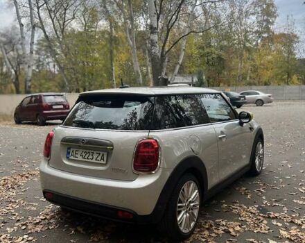 Міні Cooper 2020 у Новомосковске на Automoto.ua Сірий Міні Cooper, об'ємом двигуна 0 л та пробігом 37 тис. км за 16500 $, фото 3 на Automoto.ua