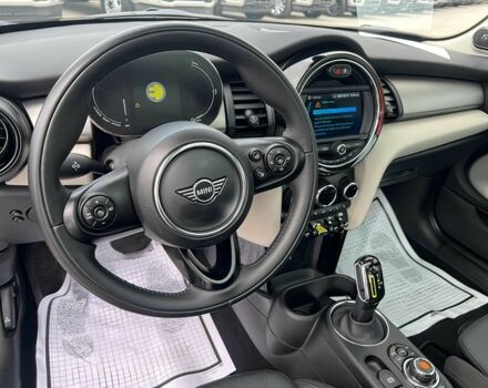 Серый Мини Купер, объемом двигателя 0 л и пробегом 30 тыс. км за 12000 $, фото 7 на Automoto.ua