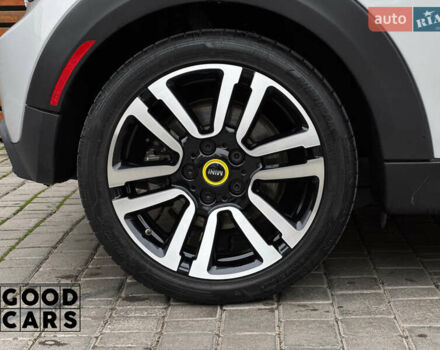 Сірий Міні Cooper, об'ємом двигуна 0 л та пробігом 21 тис. км за 20000 $, фото 14 на Automoto.ua