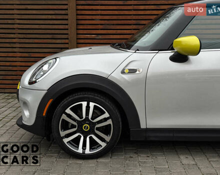 Сірий Міні Cooper, об'ємом двигуна 0 л та пробігом 21 тис. км за 20000 $, фото 11 на Automoto.ua