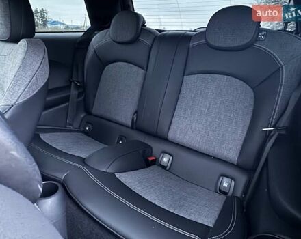 Сірий Міні Cooper, об'ємом двигуна 0 л та пробігом 33 тис. км за 16500 $, фото 5 на Automoto.ua