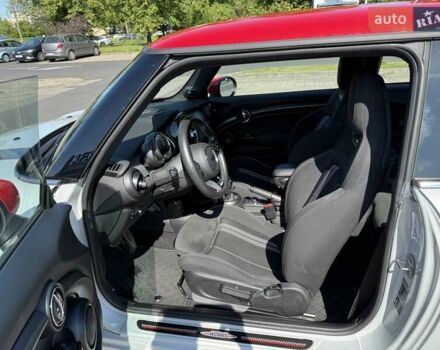 Сірий Міні Cooper, об'ємом двигуна 2 л та пробігом 47 тис. км за 28500 $, фото 21 на Automoto.ua